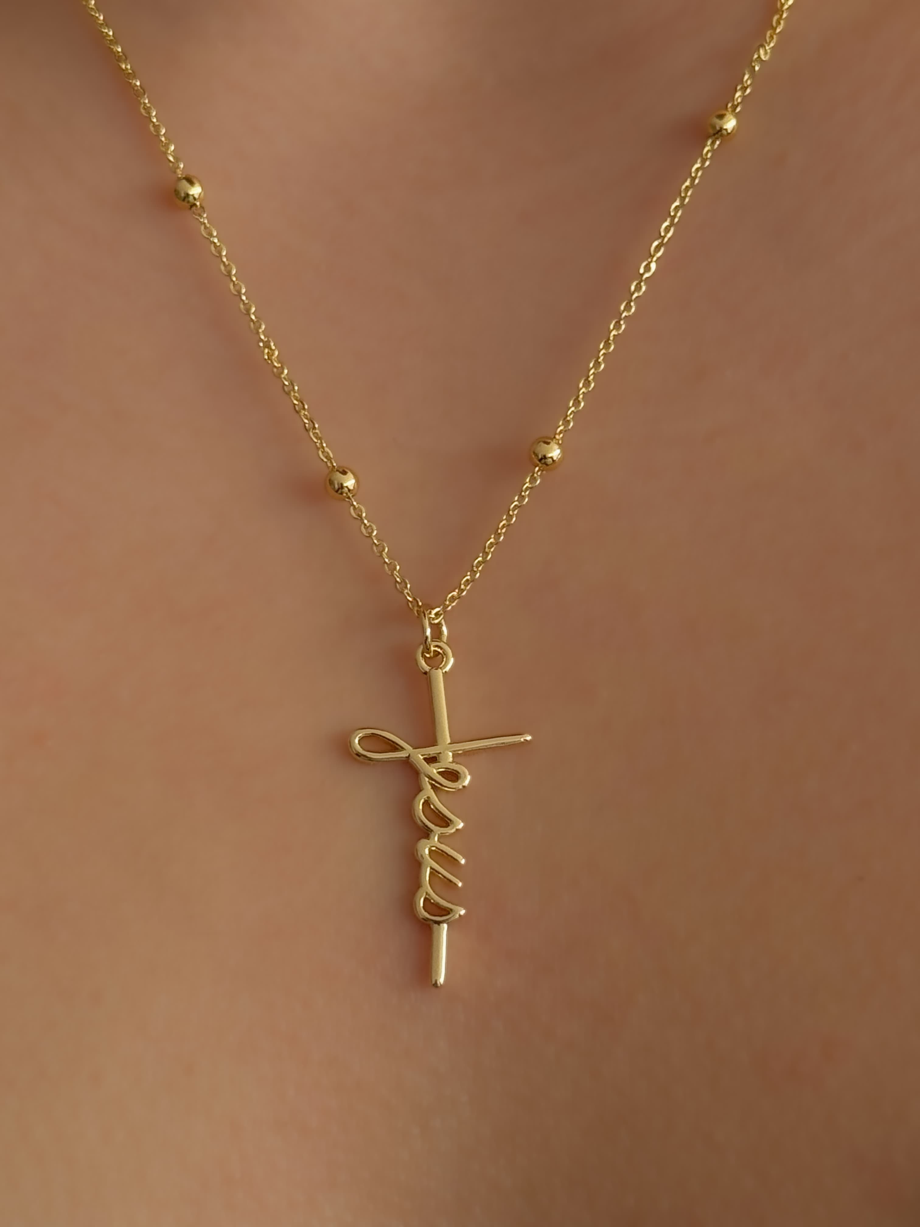 COLLAR JESÚS - 2
