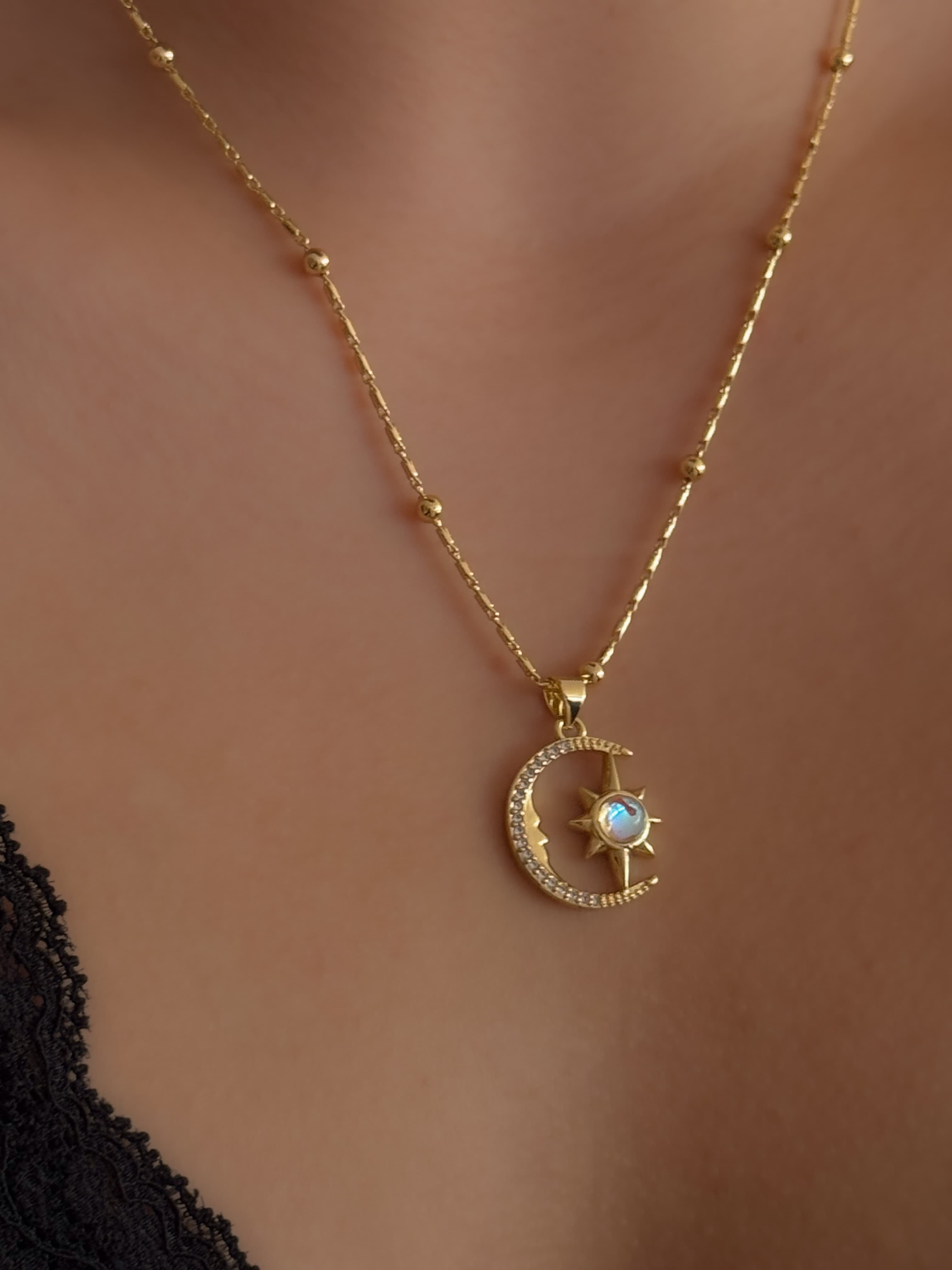 COLLAR LÚA